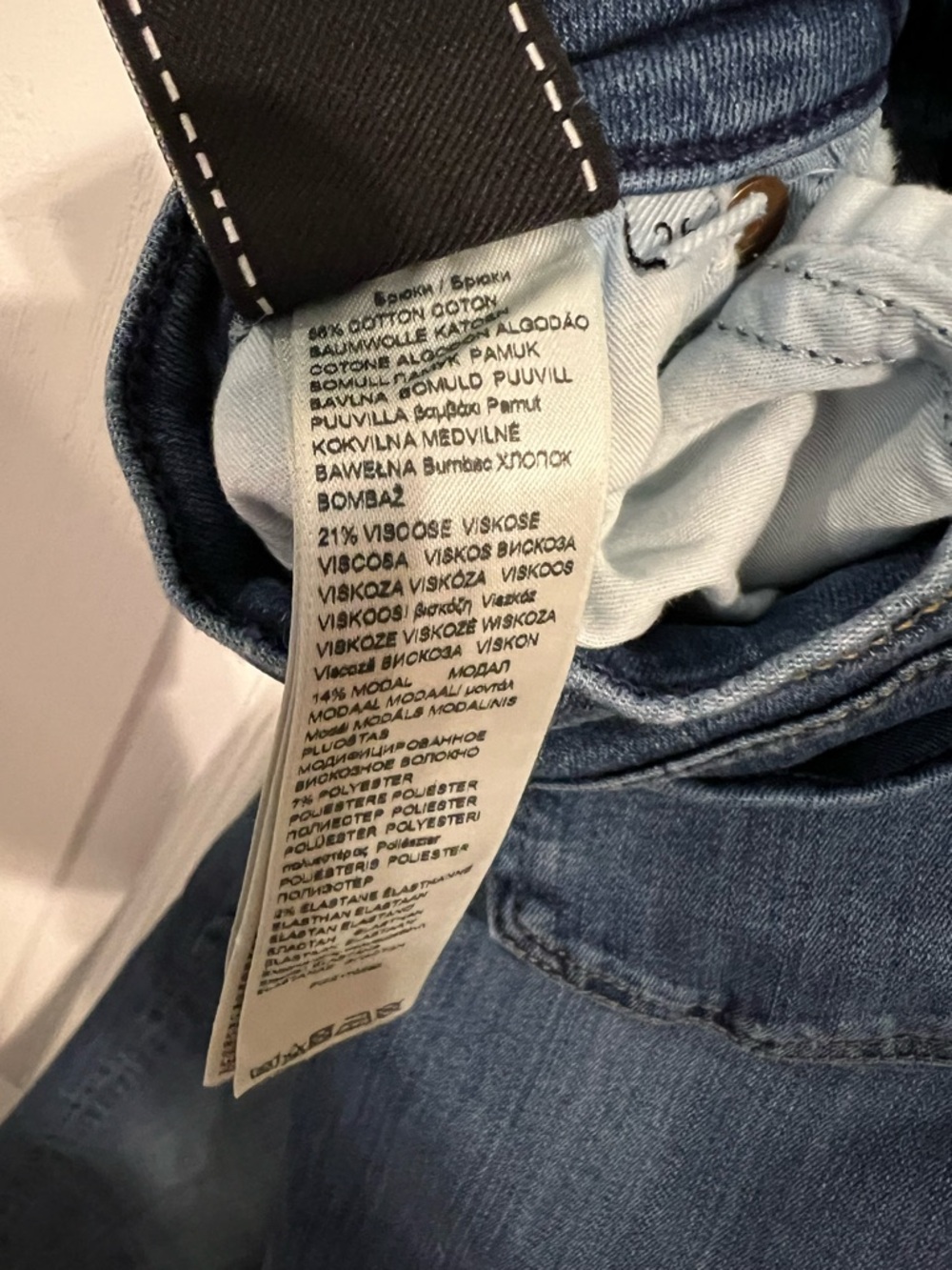 7 For All Mankind Skinny Jeans - Picture 6 of 6